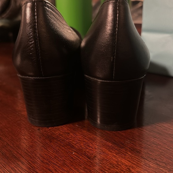Munro black block heel shoes. EUC size 8.5 - Picture 4 of 7